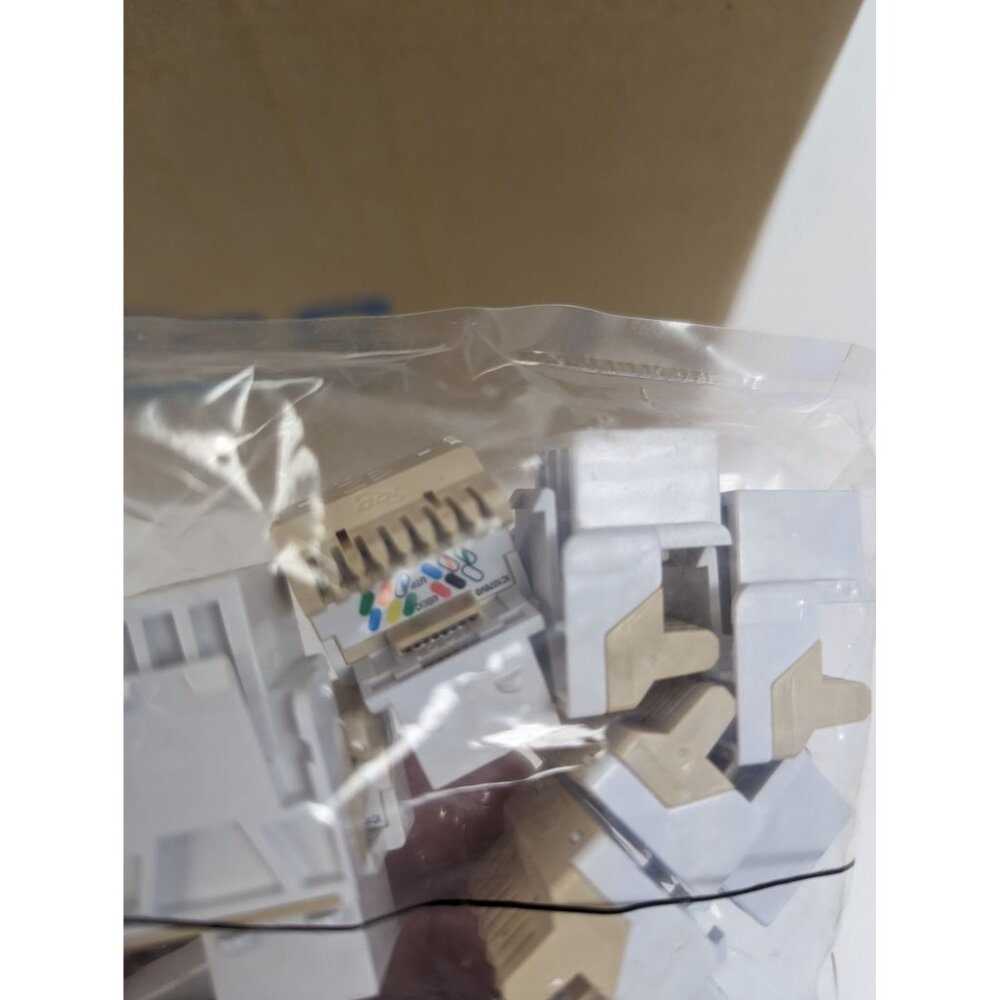 New ICC IC1076VVWH Network Connector RJ-11 Jack for EZ Style 38 Packs - Picture 3 of 5